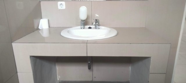 Toilet & Wastafel — foto 2